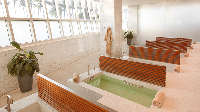 lapis-the-spa-at-fontainebleau-hammam-bath